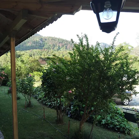 Eleftherios Casa de hóspedes Kalavryta